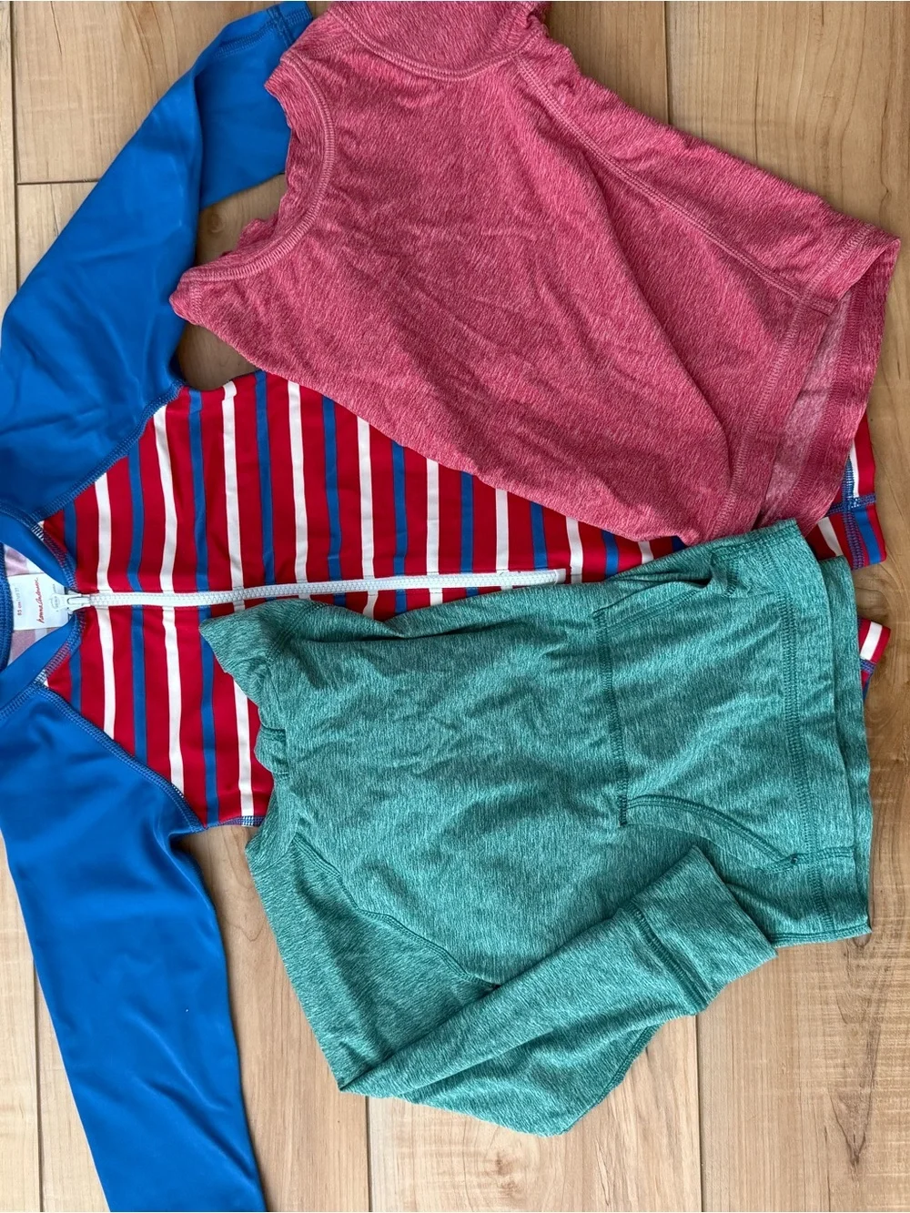 Hanna Andersson Sun Protection Bundle - rash guard, hoodie and T-shirt